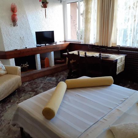 Saglia Apartments Мальчезине Экстерьер фото