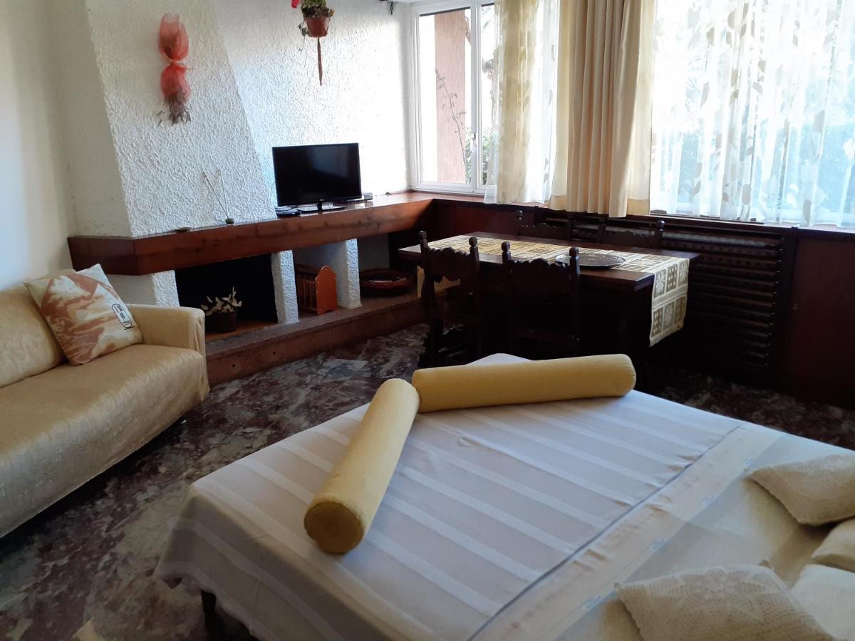 Saglia Apartments Мальчезине Экстерьер фото
