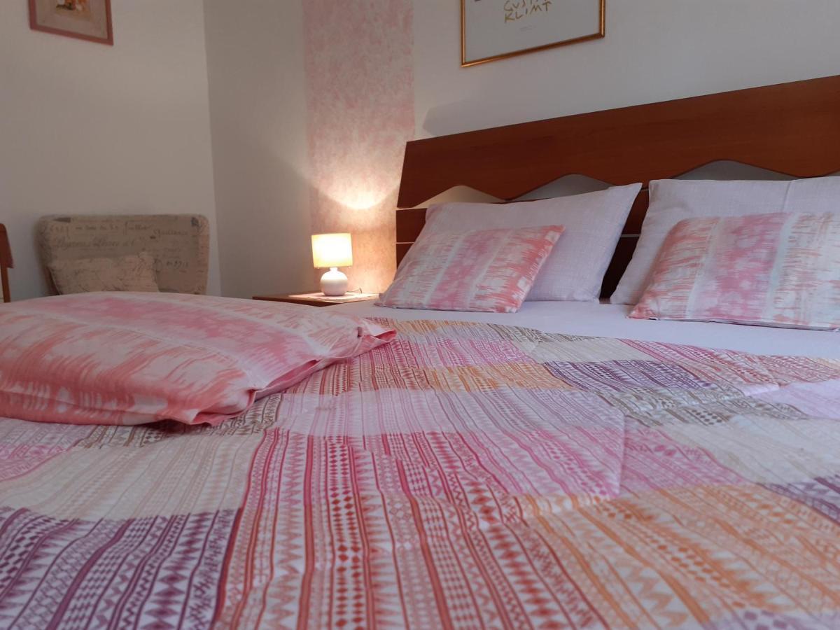 Saglia Apartments Мальчезине Экстерьер фото